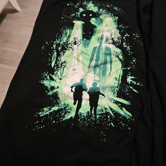 Worn Once Set of 2 Size XL Labyrinth &  Xfiles Black Loot Crate Exclusive Shirts - Picture 4 of 5